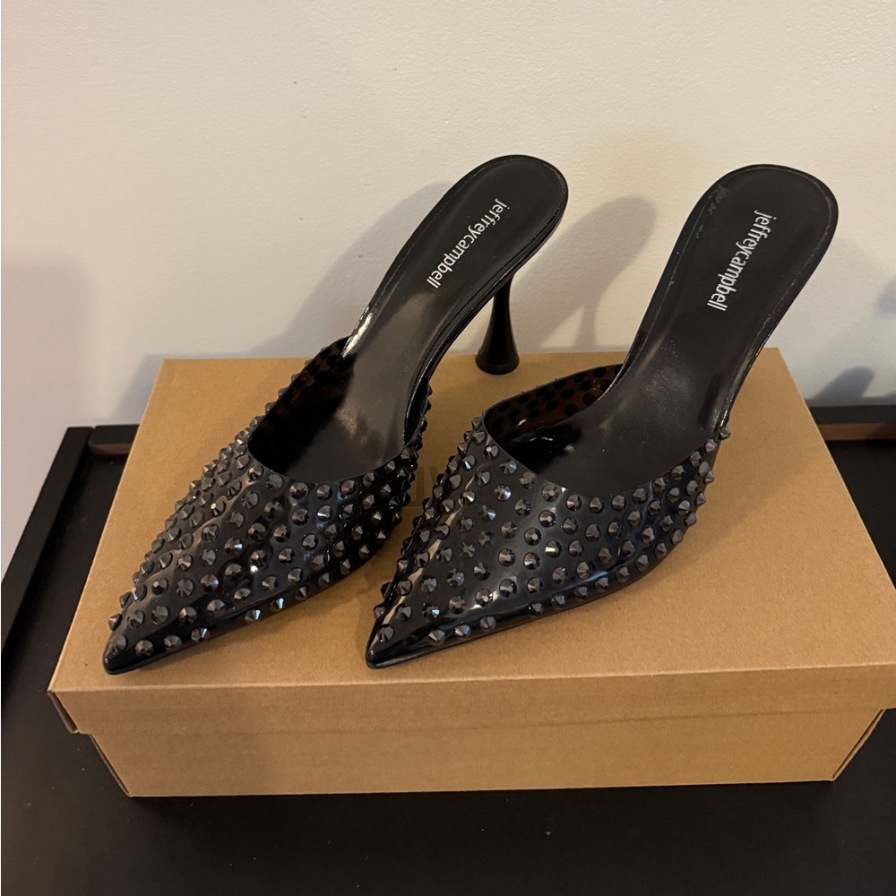 NWT Jeffrey Campbell Pointy Mules Heels With Spikey Studs Size 9